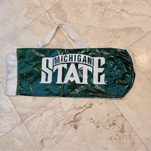 NWOT Michigan State Heavyweight Spartan Green Sports / Laundry Sling Bag Y2K - Picture 1 of 4